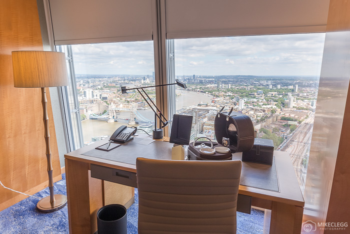 Desks in the Shangri-La, Shard