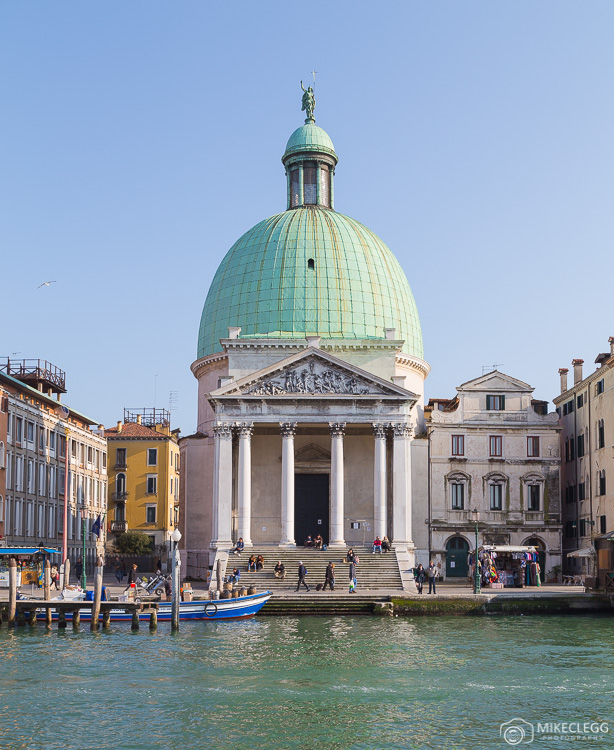 San Simeone Piccolo church along the Grand Canal