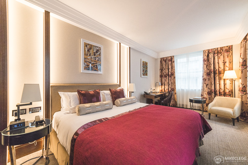 Luxury King Room at Westbury