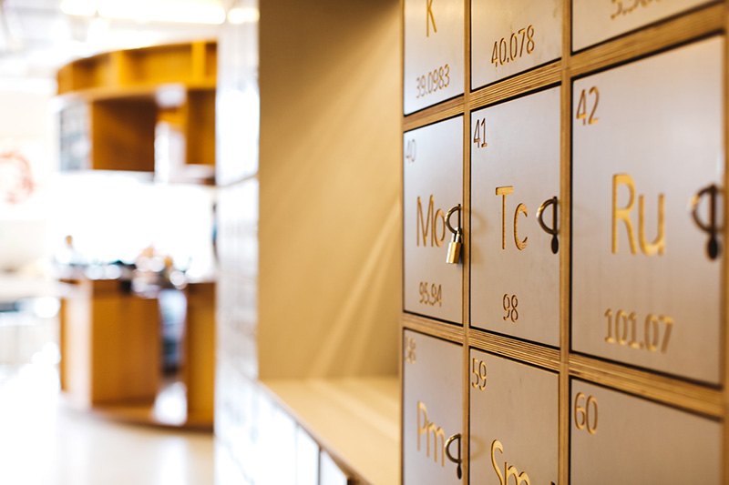 Lockers in a hostel - CC0 (Pixabay)