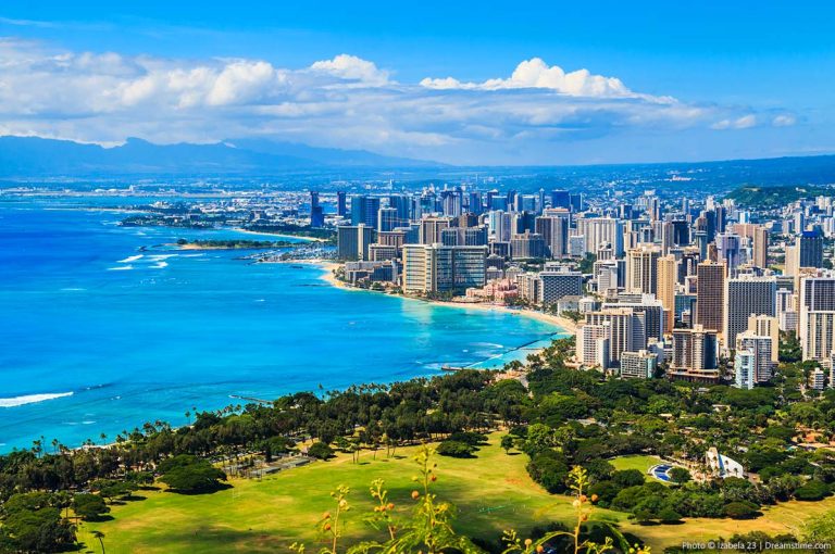 8 Things You Can’t Miss When Visiting Honolulu, Hawaii Honolulu skyline