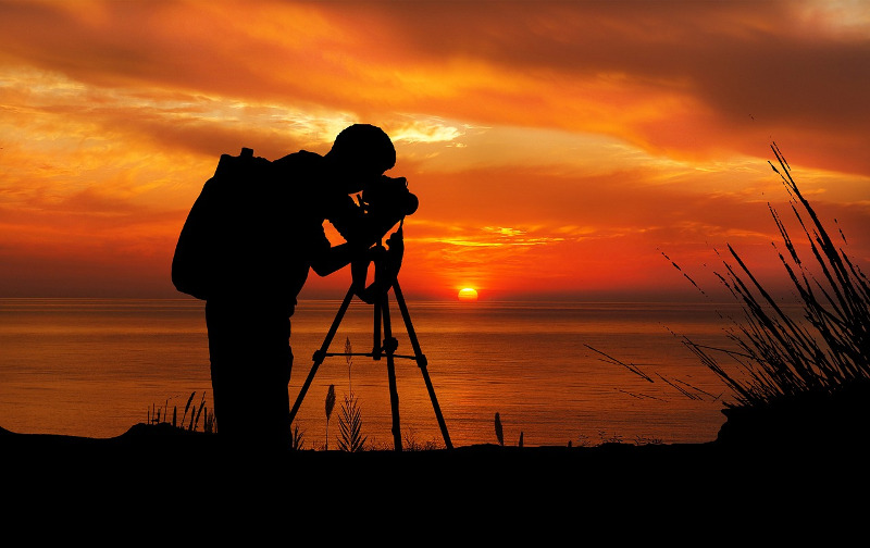 Using a tripod at sunset and in low light