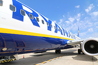 ryanair plane