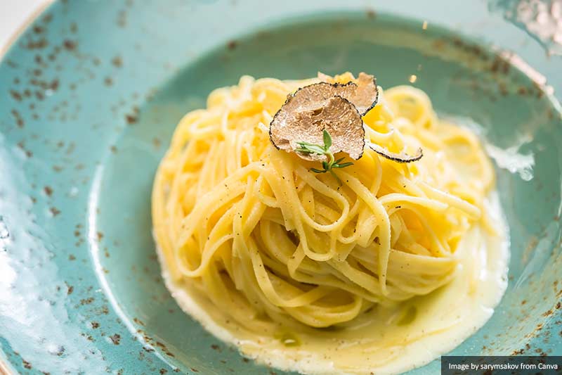 Pasta dish with truffle