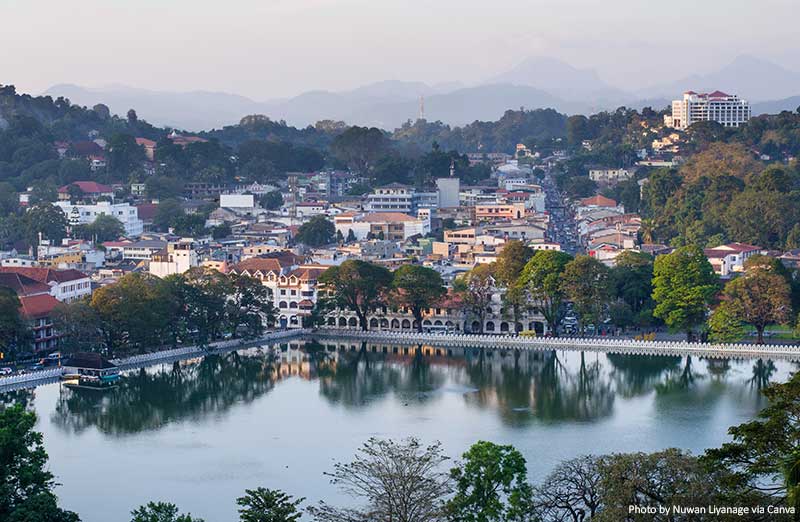 Kandy Lake