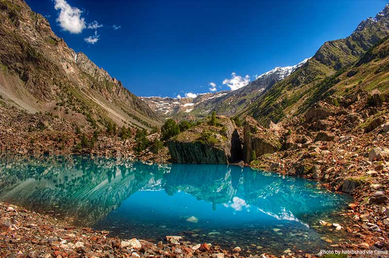 Naltar lake, pakistan