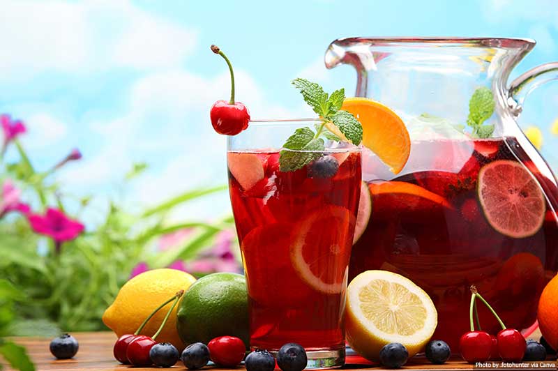 Refreshing sangria