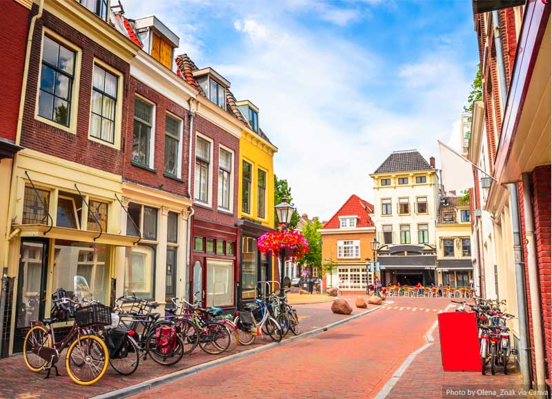 Street and buildings in Utrecht