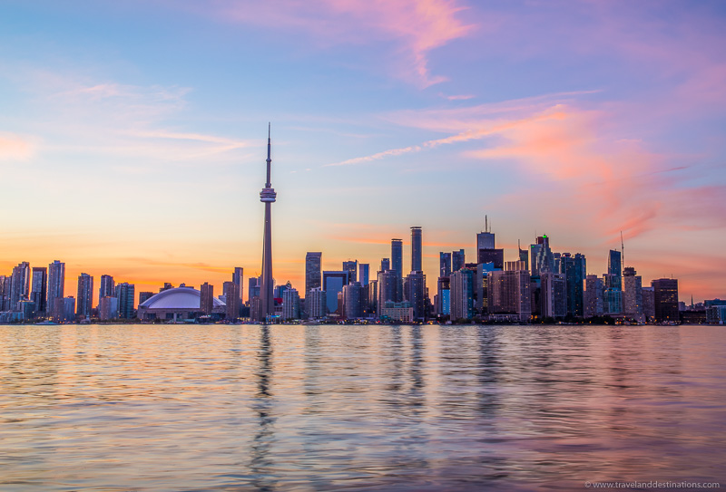 How to Visit and Discover the Toronto Islands Toronto Skyline at sunset (from the Toronto Islands)