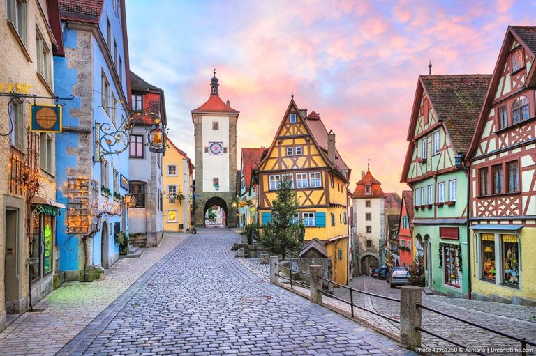 12 Pretty Towns and Small Cities in Germany Towns in Germany - Rothenburg ob der Tauber