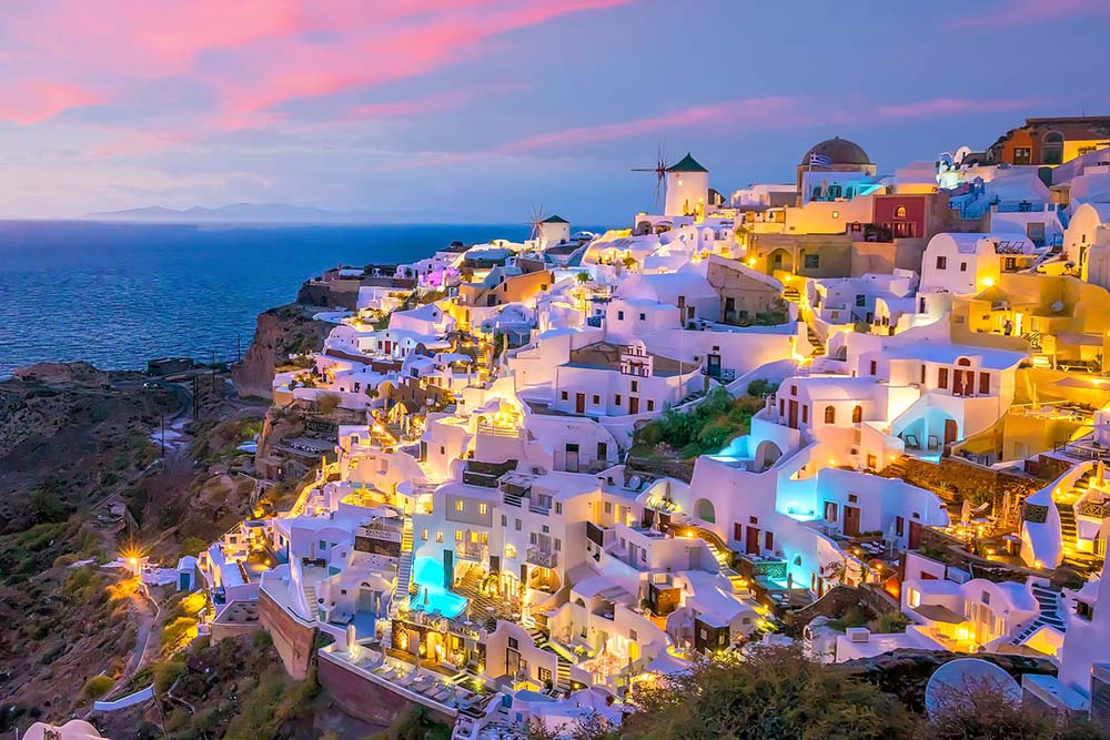 Oia Santorini skyline